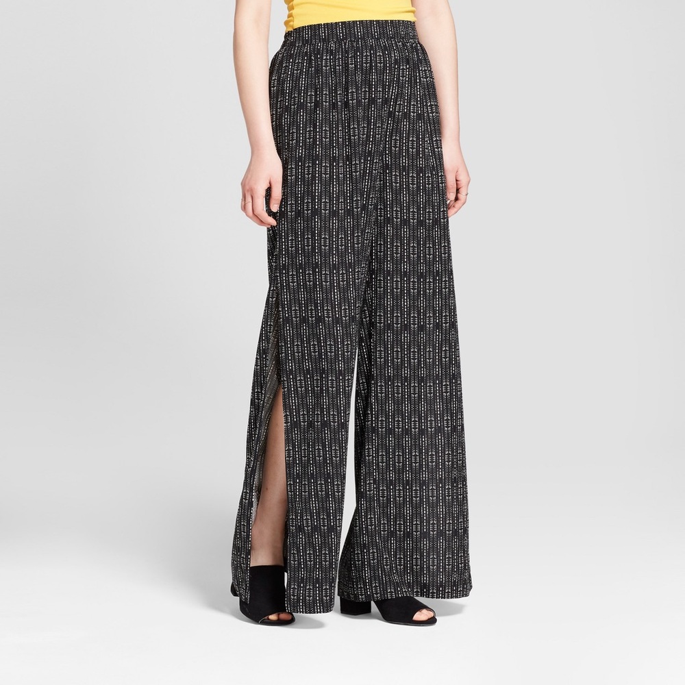 Xhilaration pants with side slits